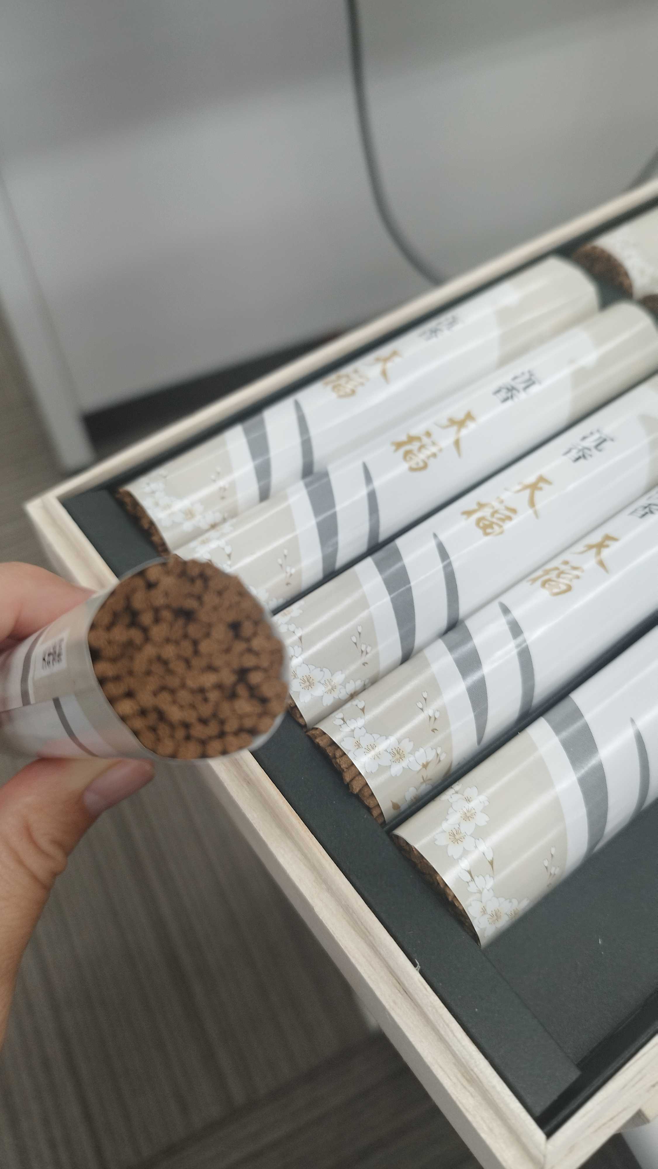 AGARWOOD GIFT SET 480g (12x40g)