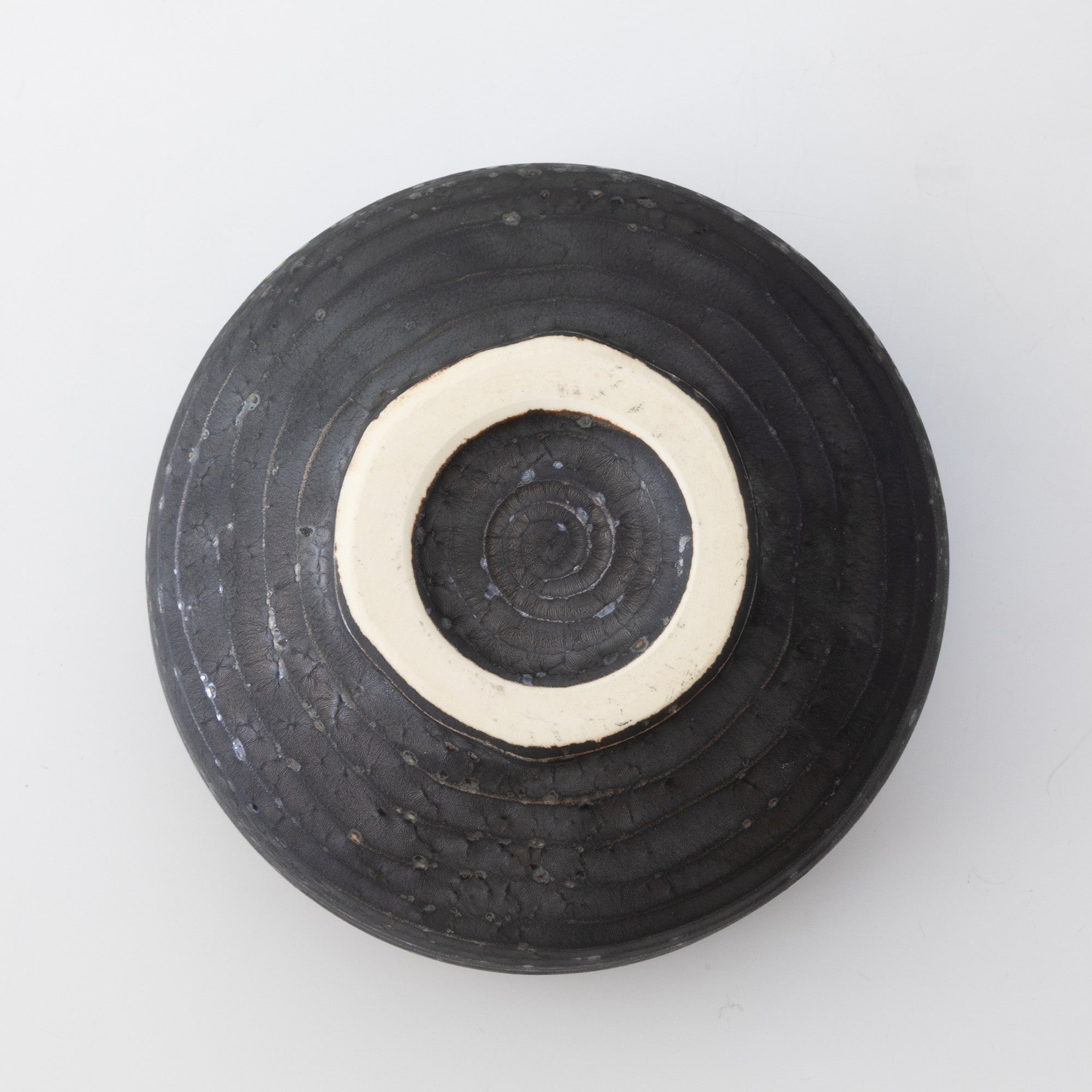 bottow view of the Kurogane Black Matcha Bowl