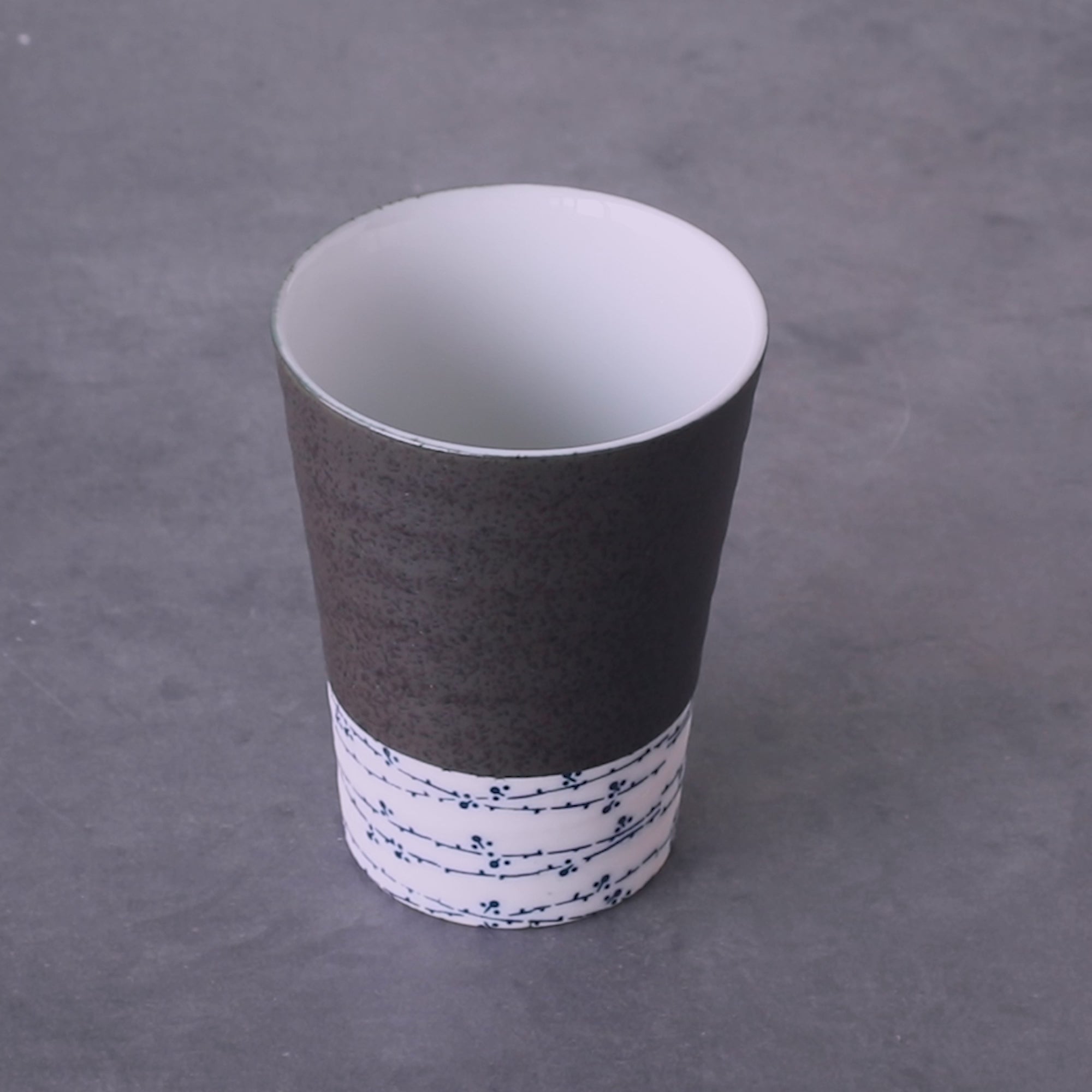 Ceramic Tea Cup 310ml, Japanese Yunomi Mug - Black x White