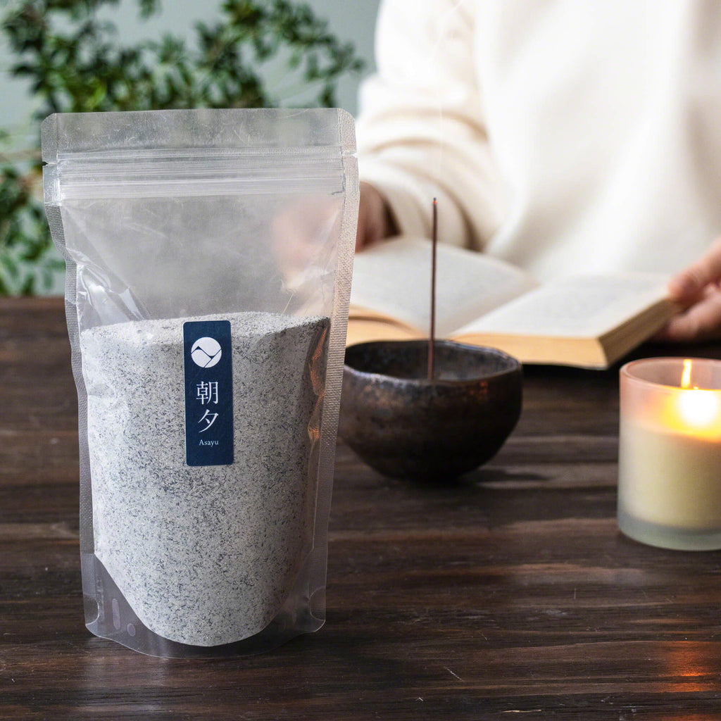 [ Free Shipping continental US, UK, and Canada ] Enhance your incense experience with Asayu Japan's Grey Incense Ash - 150g of natural, unobtrusive rice husk ash from Nagano. Perfect for any incense type, it ensures a seamless, self-extinguishing burn for a peaceful atmosphere.