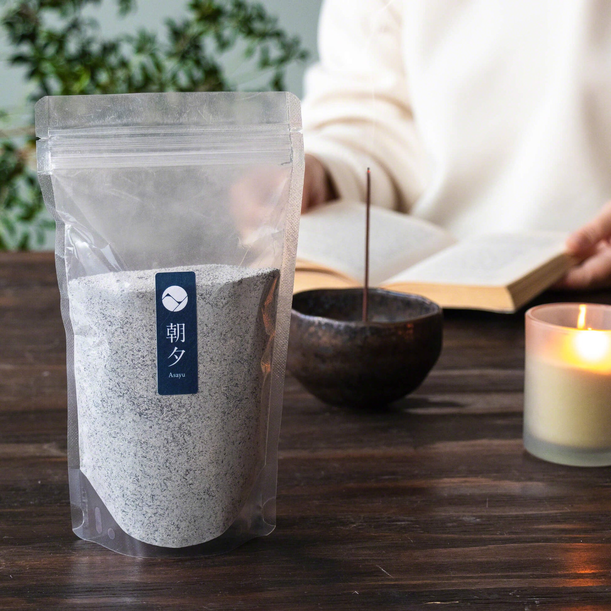 [ Free Shipping continental US, UK, and Canada ] Enhance your incense experience with Asayu Japan's Grey Incense Ash - 150g of natural, unobtrusive rice husk ash from Nagano. Perfect for any incense type, it ensures a seamless, self-extinguishing burn for a peaceful atmosphere.
