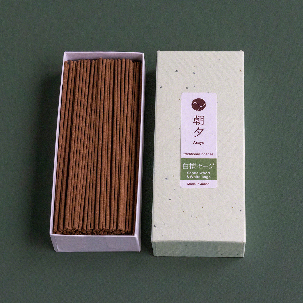 [Free Shipping in US, CA, UK] Discover the harmonious blend of natural sandalwood and white sage with our Traditional Incense Sticks. Made in Japan, these smoke incense sticks offer an invigorating and purifying experience. Embrace the Japanese Zen way for self-care.