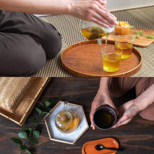 Load image into Gallery viewer, 【Free shipping in Canada】：Delight in the unique flavor of Asayu Japan&#39;s Hojicha Tea Bags, made with first-flush Japanese green tea leaves. Enjoy the light, nutty sweetness and fresh roasted aromas in each cup. Perfect for any time of day, our handpicked, carefully roasted tea bags offer a simple and fulfilling brewing experience. carefully roasted tea bags offer a simple and fulfilling brewing experience.

