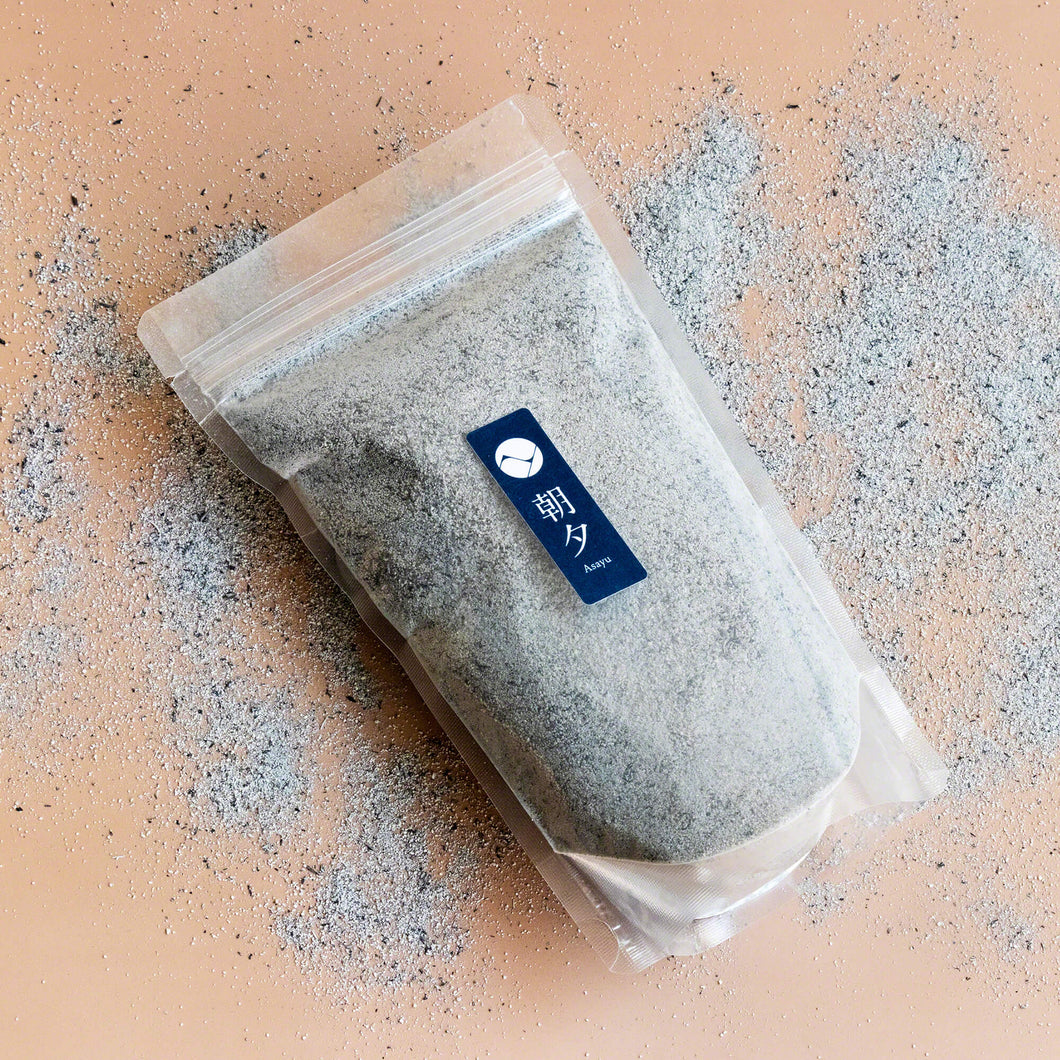[ Free Shipping continental US, UK, and Canada ] Enhance your incense experience with Asayu Japan's Grey Incense Ash - 150g of natural, unobtrusive rice husk ash from Nagano. Perfect for any incense type, it ensures a seamless, self-extinguishing burn for a peaceful atmosphere.
