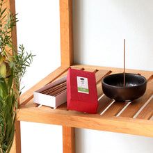 Lade das Bild in den Galerie-Viewer, Natural Juniper Traditional Incense Sticks 40g
