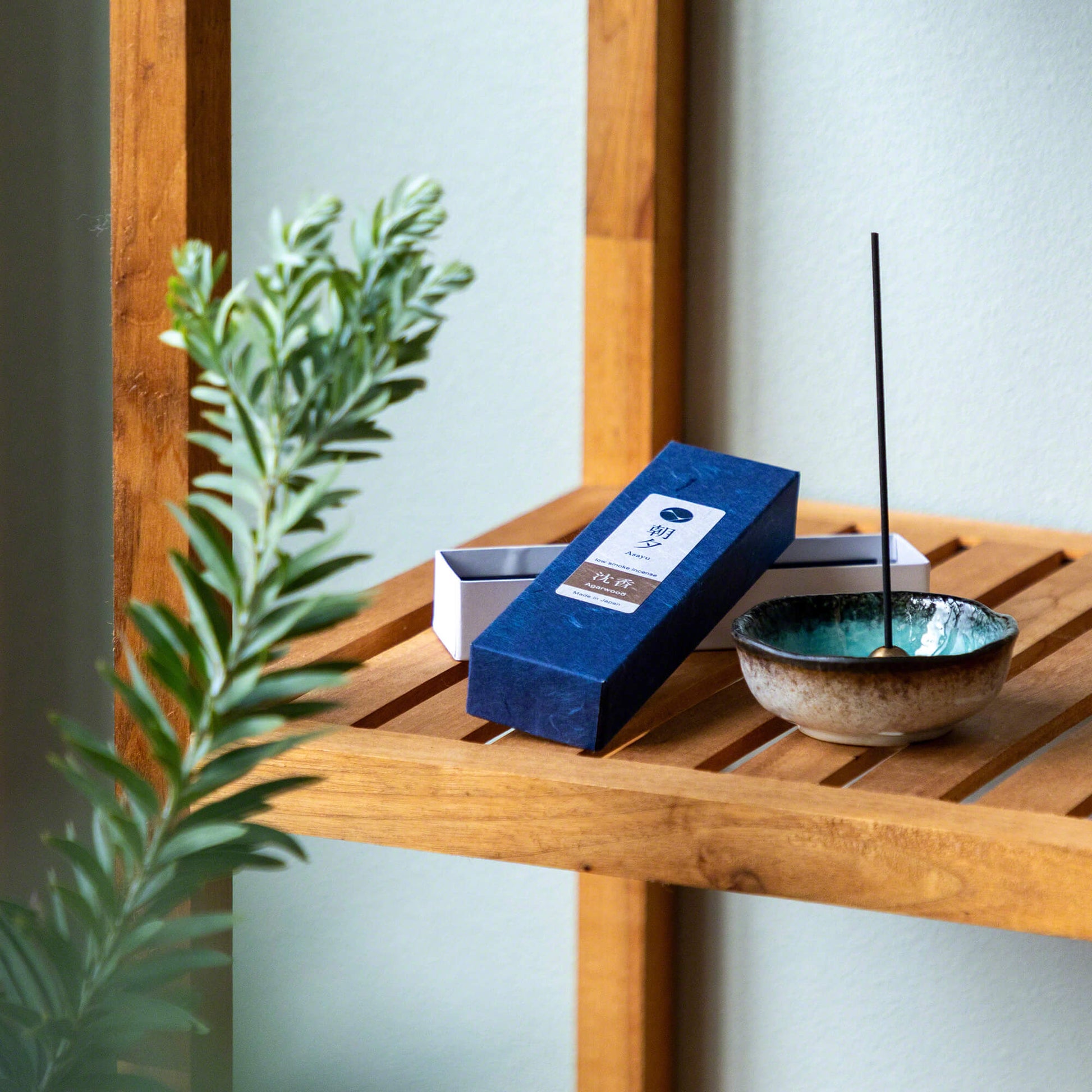[ Free Shipping in continental US, CANADA, and UK ]Discover the essence of tranquility with Asayu Japan's 100% Agarwood Low Smoke Incense Sticks. Crafted in Awaji, Japan, these natural sticks offer a serene agarwood aroma, perfect for meditation and relaxation. Each 20g box contains 35-40 sticks, with a gentle scent lasting around 25 minutes. 
