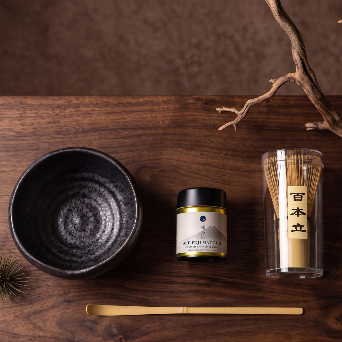 Matcha Ceremony Set 4 Pieces – Crystal Glaze Mino Ware Bowl, Bamboo Whisk & Scoop, Mt. Fuji Matcha 30g