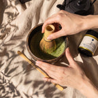 Matcha Ceremony Set 4 Pieces – Gold Tataki Mino Ware Bowl, Bamboo Whisk & Scoop, Mt. Fuji Matcha 30g