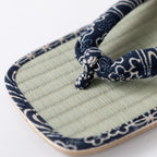 close up on the Ryusuimon sandals