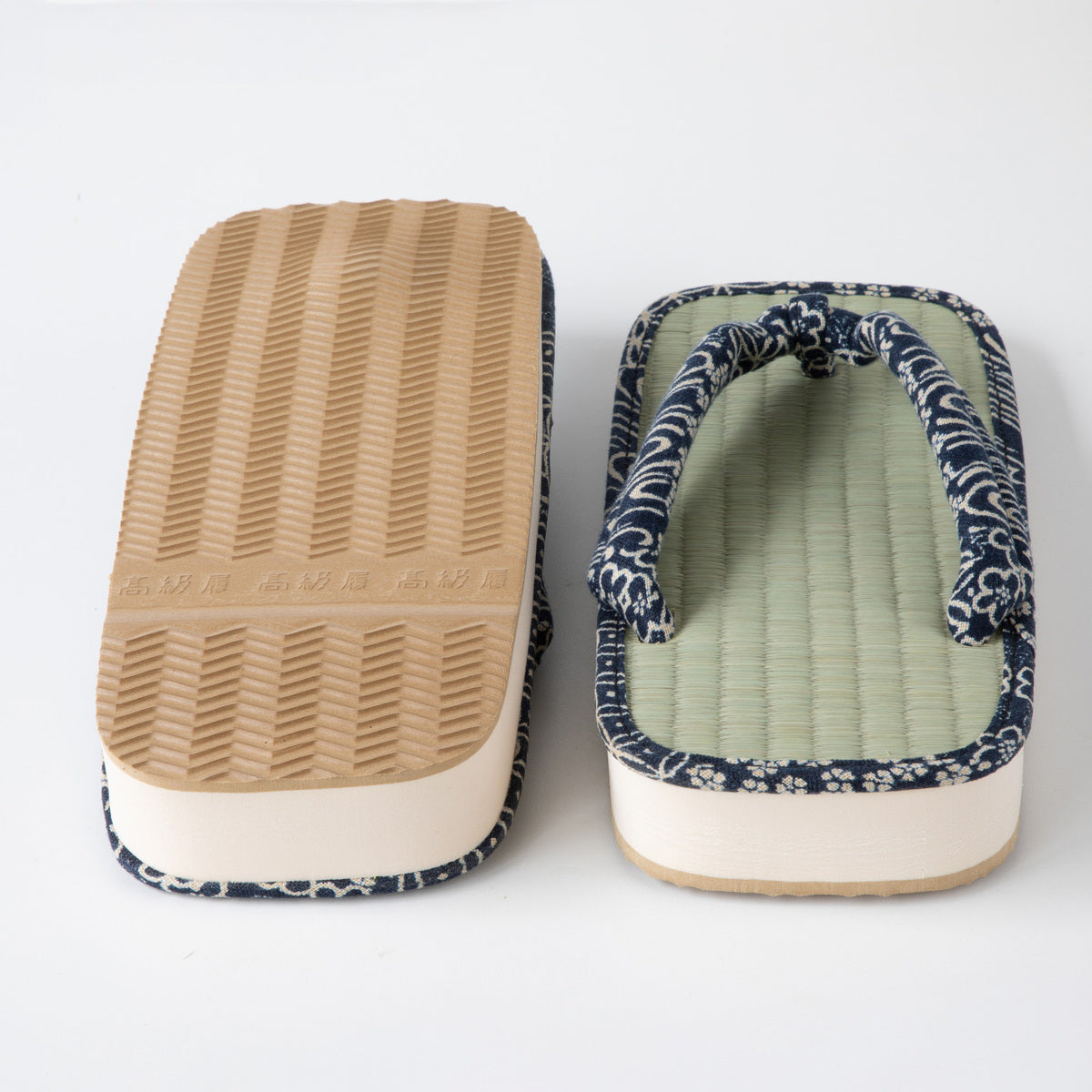 Ryusuimon sandals