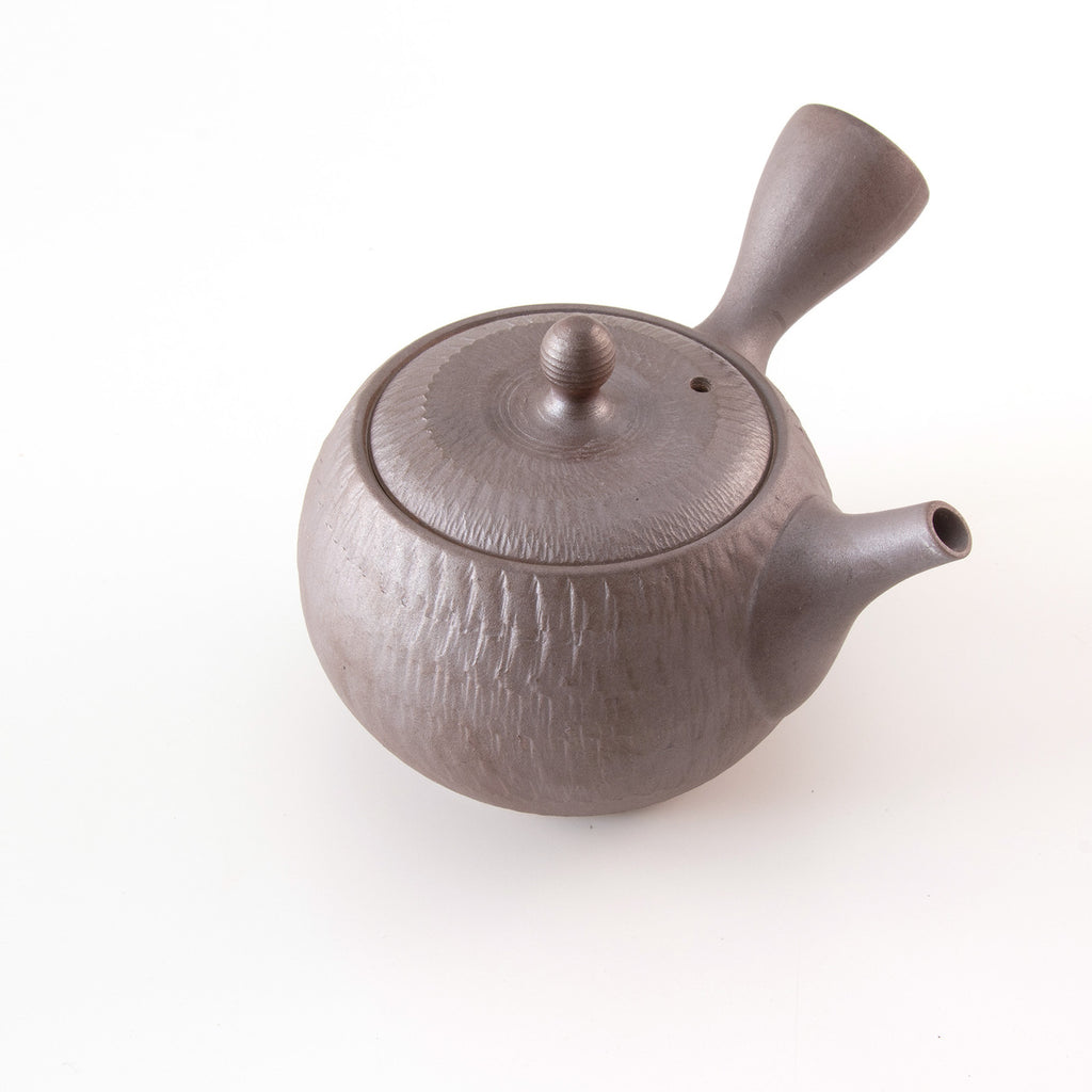 Tobikanna japanese teapot