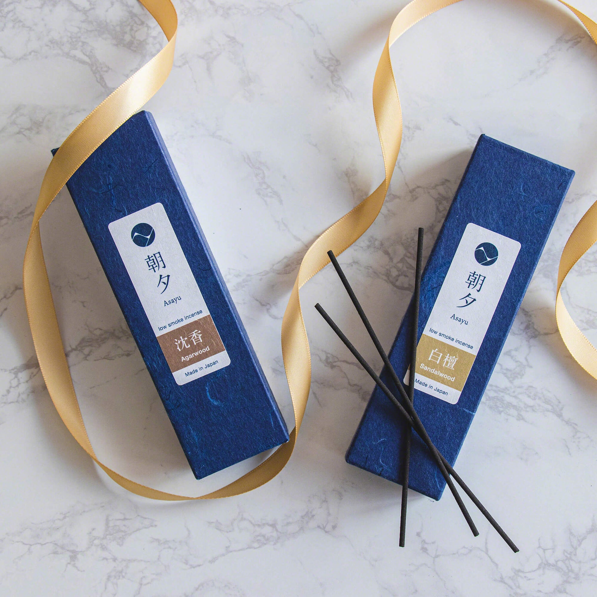 [ Free Shipping in continental US, CANADA, and UK ]Discover the essence of tranquility with Asayu Japan's 100% Agarwood Low Smoke Incense Sticks. Crafted in Awaji, Japan, these natural sticks offer a serene agarwood aroma, perfect for meditation and relaxation. Each 20g box contains 35-40 sticks, with a gentle scent lasting around 25 minutes. 