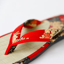 Lade das Bild in den Galerie-Viewer, Traditional Japanese Sandals Tatami Setta Zori, Made in Japan - Red
