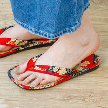 Cargar imagen en el visor de la galería, Traditional Japanese Sandals Tatami Setta Zori, Made in Japan - Red
