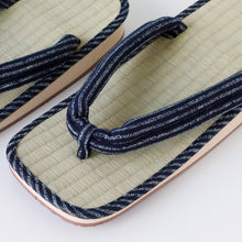 Lade das Bild in den Galerie-Viewer, Traditional Japanese Sandals Tatami Setta Zori, Made in Japan - Black Stripes
