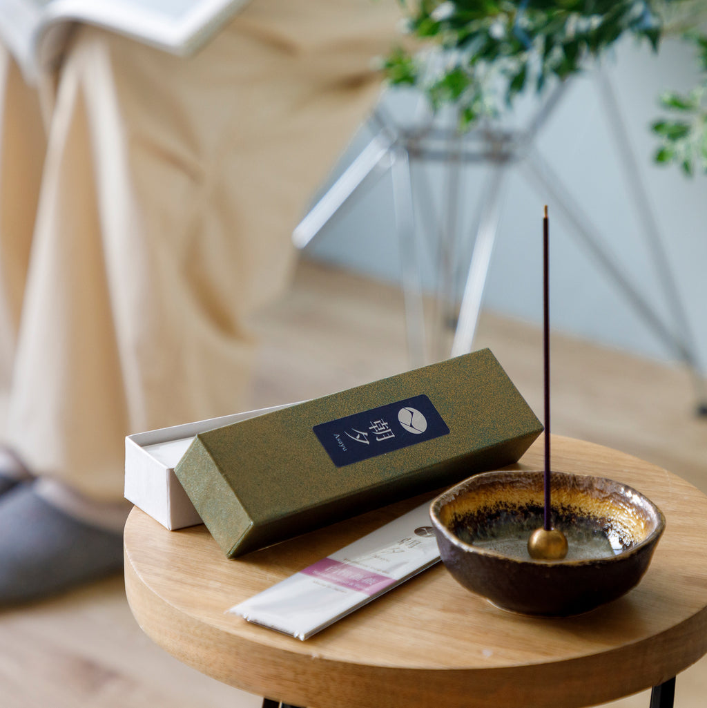 Sandalwood Incense Sticks Assortment, Set of 5: Sandalwood, Sandalwood & Rose, Sandalwood & White Sage, Sandalwood & Sakura, Sandalwood & Plum