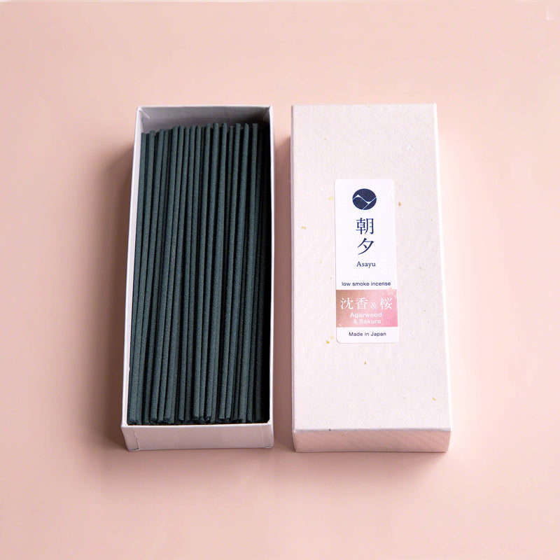 Premium Sakura Cherry Blossom and Agarwood Low Smoke Incense Sticks 40g