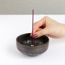 Cargar imagen en el visor de la galería, Asayu Japan Low Smoke Incense Sticks 40g Rose Scent 
