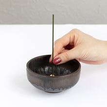 Cargar imagen en el visor de la galería, Put the matcha green tea incense stick in an incense stand over an incense plate or similar surface
