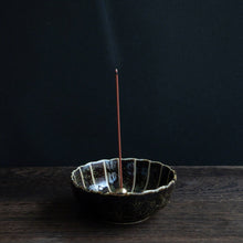Lade das Bild in den Galerie-Viewer, Traditional Incense Sticks 40g  [ Premium Aloeswood Scent ]
