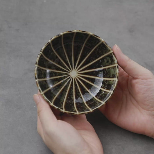Video showing all sides of the Asayu Japan Dark Green Lotus Flower Ceramic Incense Holder
