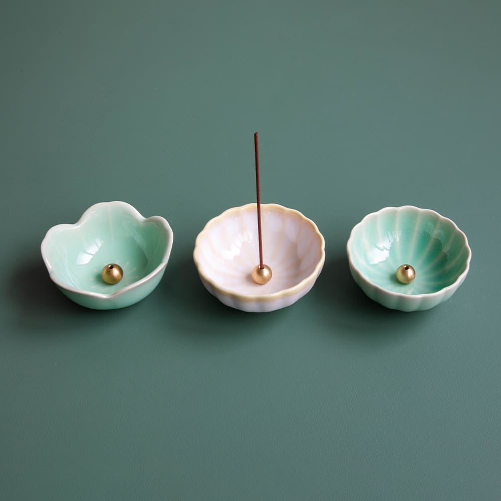 [ Free Shipping in continental US, CA, UK ] 100% Made in Japan Asayu Japan Pale Turquoise Mini Sakura Incense Holder with Brass Incense Burner Stand for relaxation, meditation and yoga
