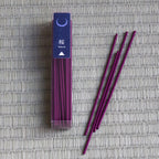 Bâtons d’encens faible fumée 40 g – Coffret senteurs Japon [Thé vert et fleur de cerisier sakura]