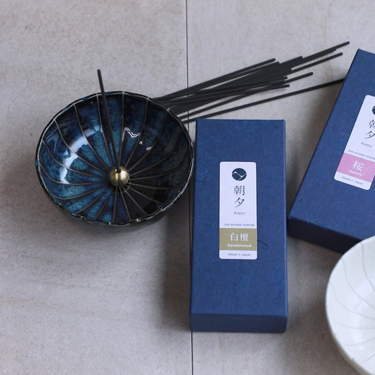 [ Free Shipping all over the US ] 100% Made in Japan Low Smoke Incense Gift Set [ Sandalwood Incense Sticks + Navy Blue Lotus Incense Holder ] || Low Smoke Japanese Incense Sticks || Incense holder and burner stand || Incense for Yoga and Meditation
